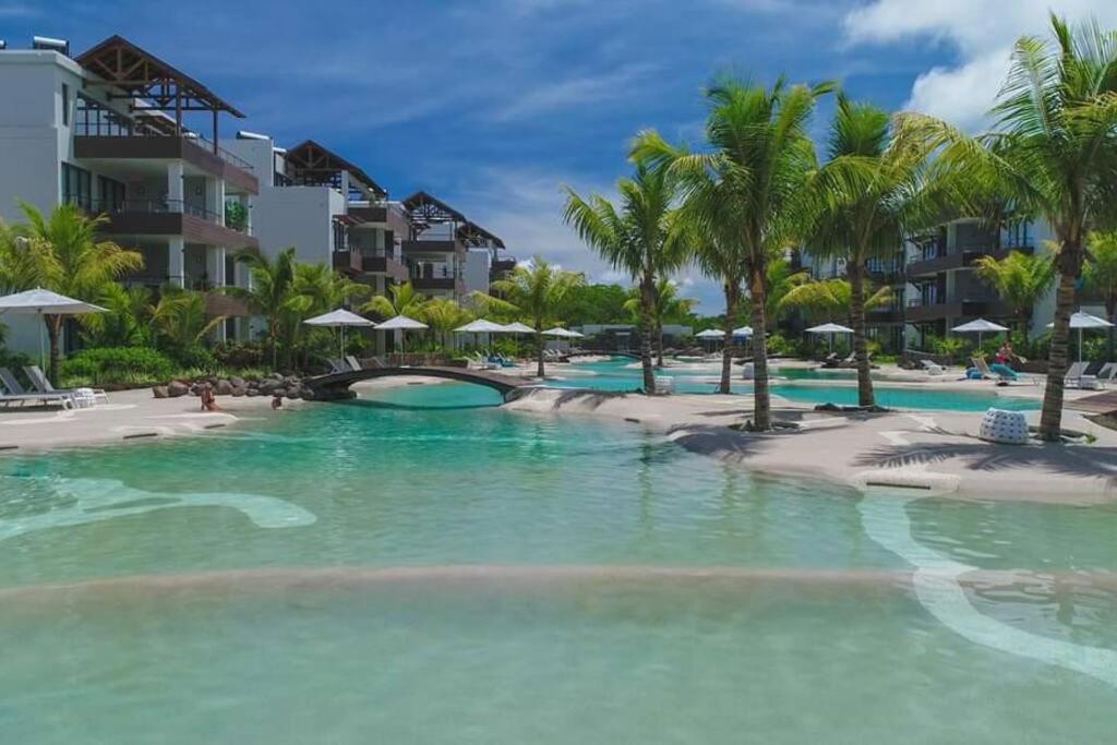 Wonderful Mont Choisy Flat, Huge Lagoon Pool Exterior photo